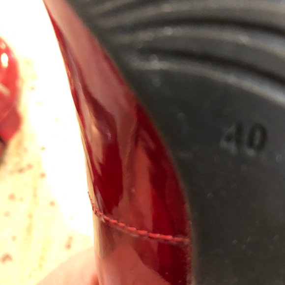 Ecco Red Patent Leather Heels! European Size 40. - Picture 6 of 6